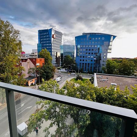Property Apart - Legnicka Business Center Breslavia Esterno foto