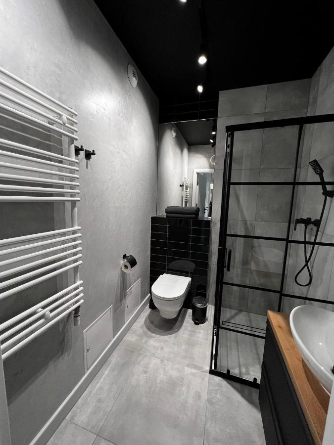 Property Apart - Legnicka Business Center Breslavia Esterno foto