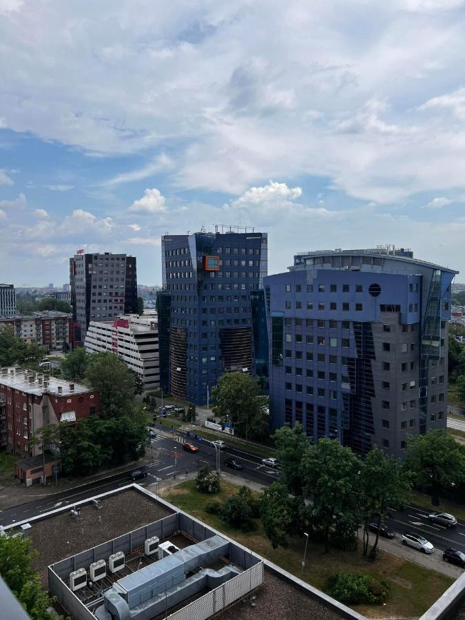 Property Apart - Legnicka Business Center Breslavia Esterno foto